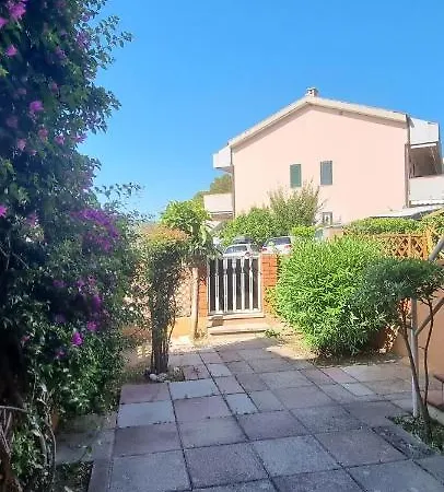 La Casina Di Adina 別荘