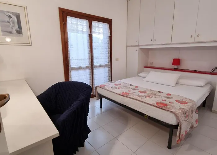 La Casina Di Adina Porto Azzurro